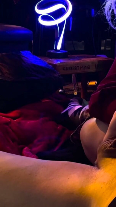 MILF GIVES A EROTIC MASSAGE WITH HANDJOB AND HAPPY ENDING FINISH | Clip 1