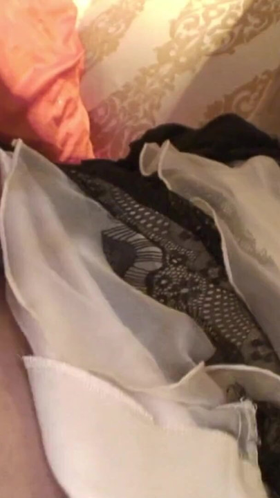Having Fun in and after Bath | Clip 2