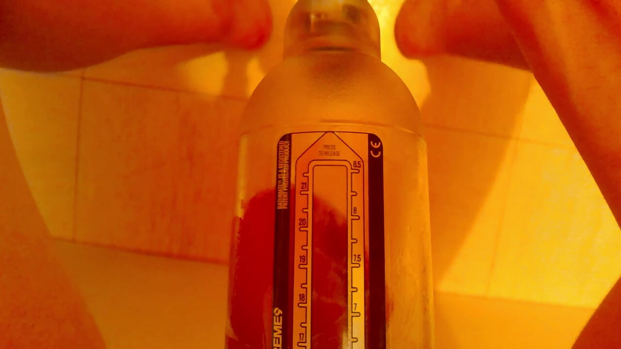 A little moment with my pump.