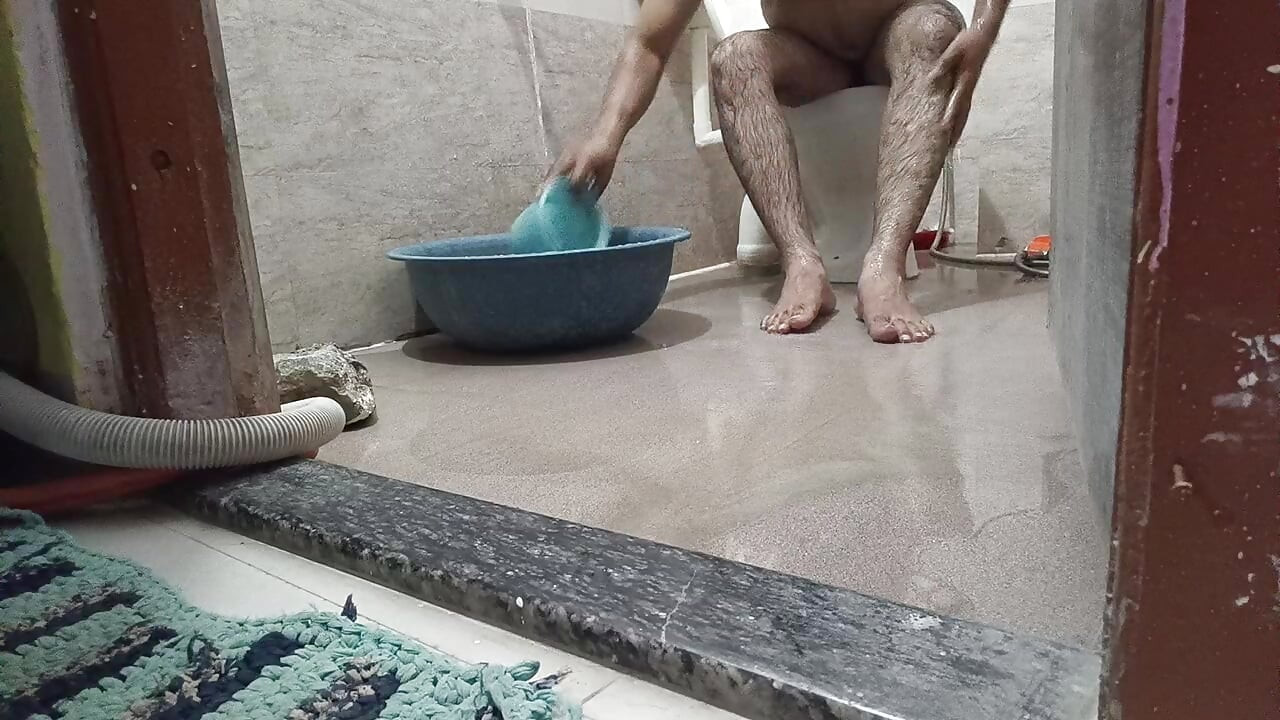 Kaun mere Sath nanga nahana pasand karenge