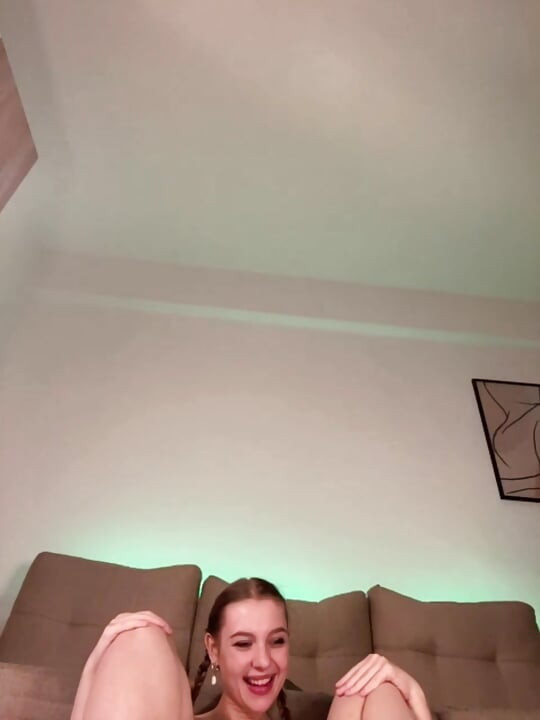 Anal fucking with hige dildo with jucielussie and pussy play