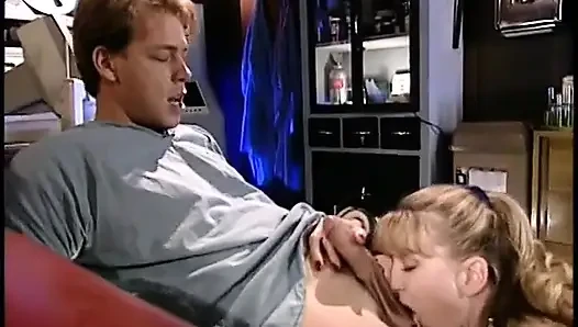 Guy eats out a MILF on the table