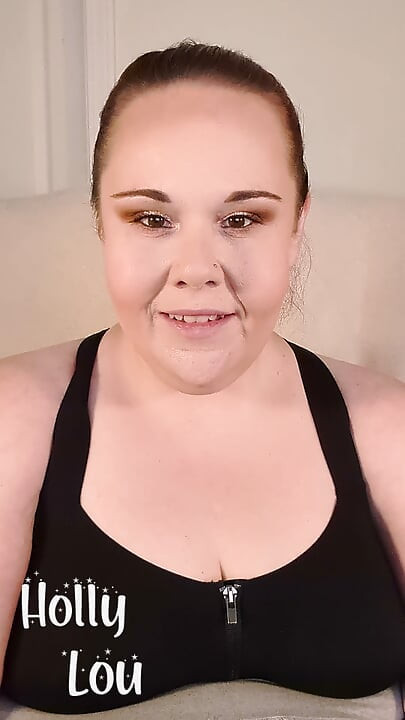 Manželka posílá tvé sissy touhy Mistress Holly na pořádný sissy trénink