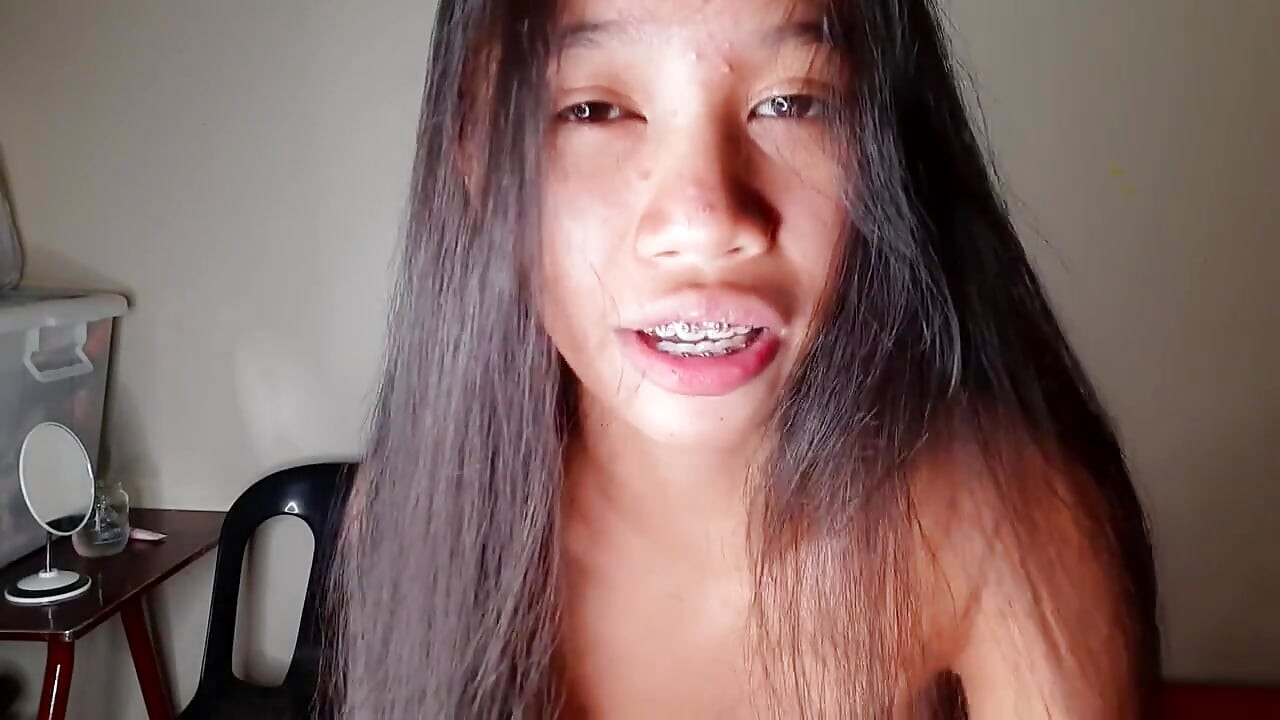 내 배다른 오빠가 나를 협박해
