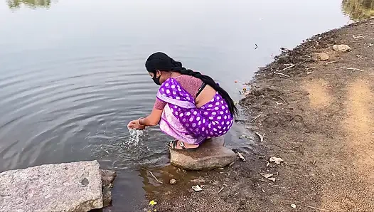 Video seks pribadi tante seksi india lagi asik di hutan - video lengkap