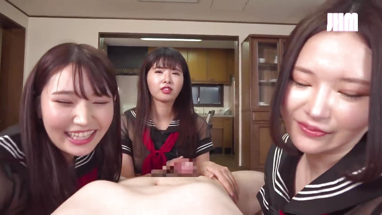 See-through Trouble. My StepCousins' Playful Teasing Was Way Too Effective. - Episode1