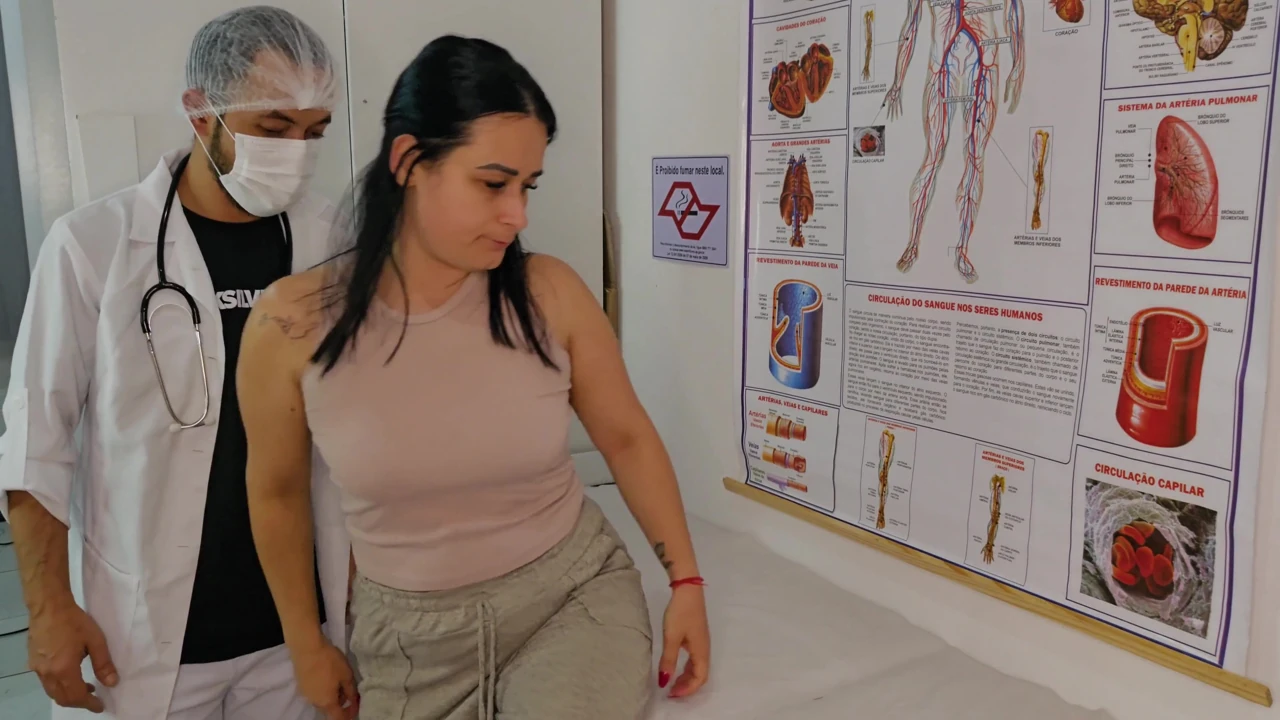 Jinekolog muayene sırasında hasta orgazmı yapıyor!