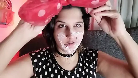Membuat bubblegum berantakan - pakaian minnie - bunny looner