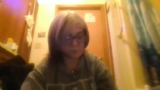 Pantat bahenol cewek seksi ini dientot habis-habisan sampai lubangnya menganga lebar