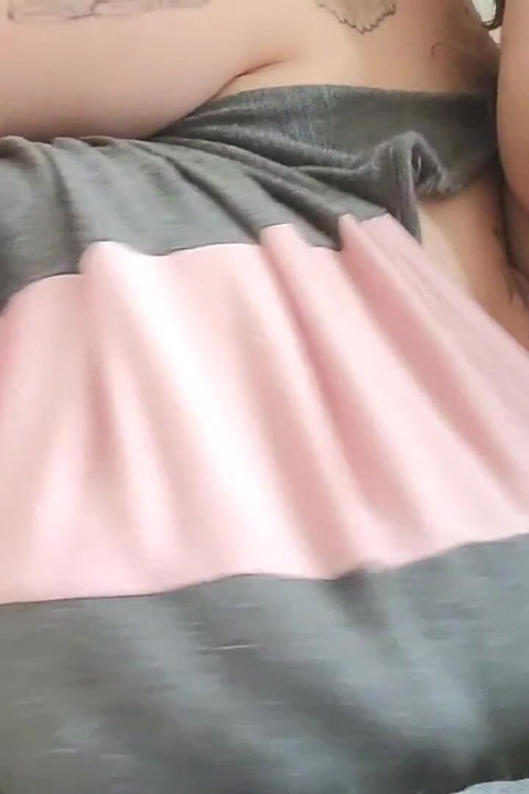 젖을 주려고 내 젖탱이를 준비하다(말 안 했어)