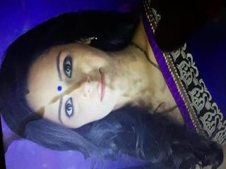 Mona Singh сексуальное лицо кончило