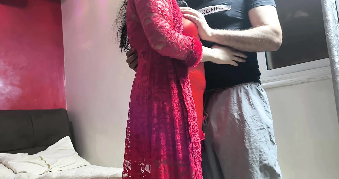 我的名字是诺哈夫人, 来自沙特阿拉伯23年