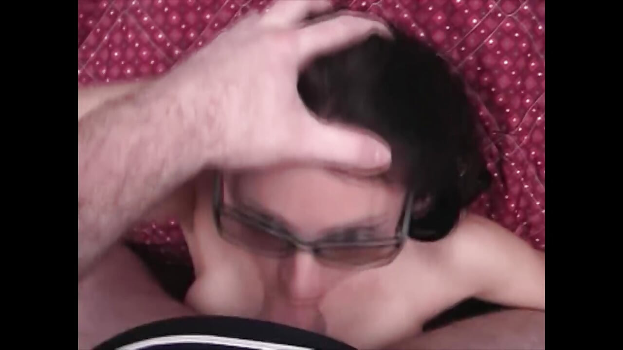 Sexy Teen Secretary Giving the Perfect Blowjob for Boss