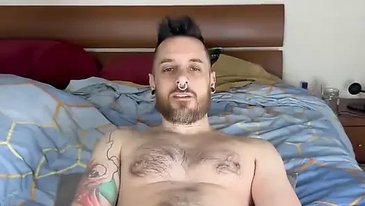 Üvey baba senden hiçbir şey istemedi