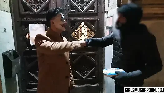 Пародия с Joker с участием Daniella Derusky и Mugur