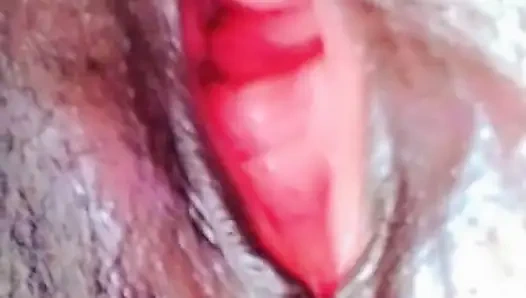 Ratu Afrika hot lagi asik meremas memek merah mudanya
