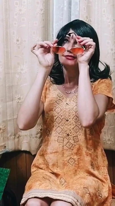 Epski trenutak iz "Moja žena drolja je zgodni model na veb kameri."