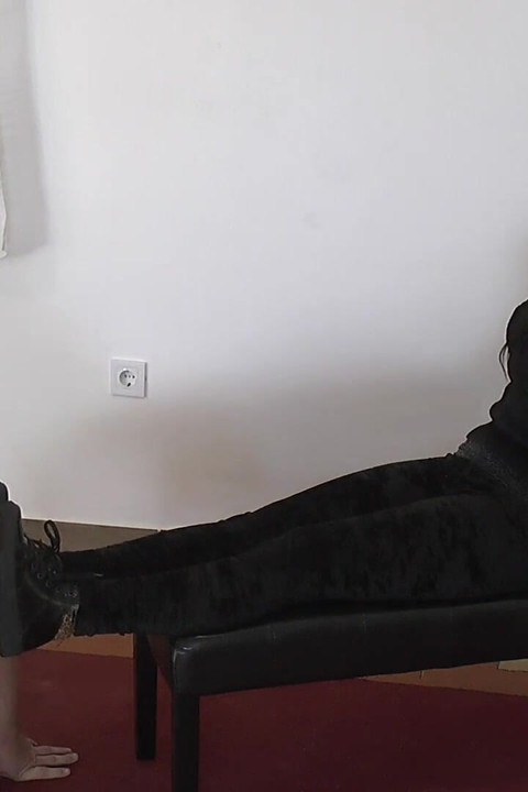 Mistress Dyanna Smokes While Cleaning Shoes