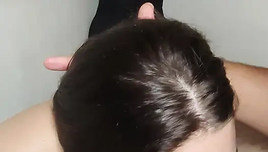 Ağzımda sertleşene ve süt fışkırtana kadar yarağı emiyor