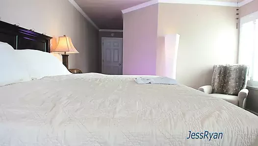 4K Butt Plug Twerk N Feet Tease