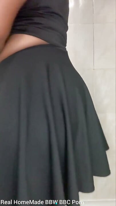 Pinkeln in der toilette pOV-zusammenstellung