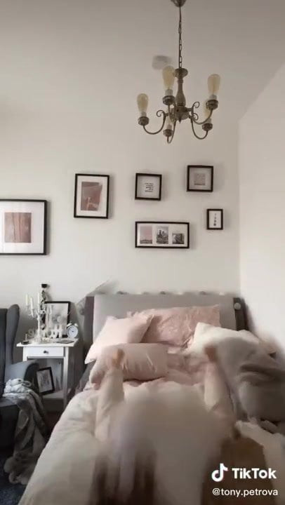 Antonia Petrova - TikTok 29.03.2020