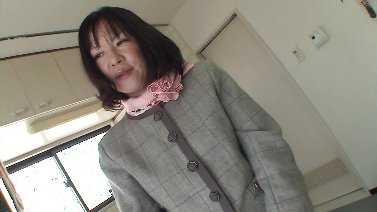 Теплий прийом на кухні для тугої пизди Макіко-Сана