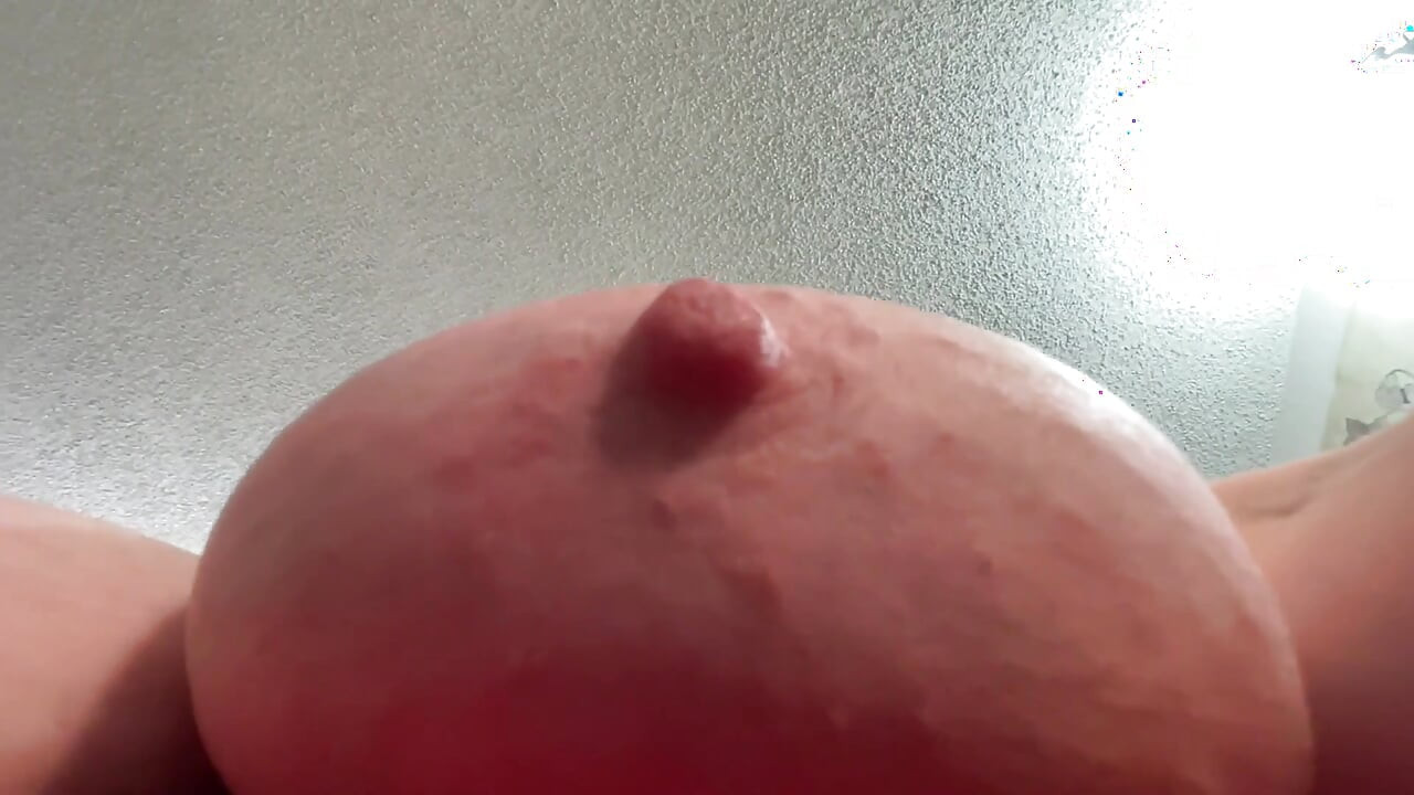 Giantess keeps you for 5 days