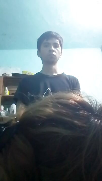 Teman lelaki amatur berseronok di katil