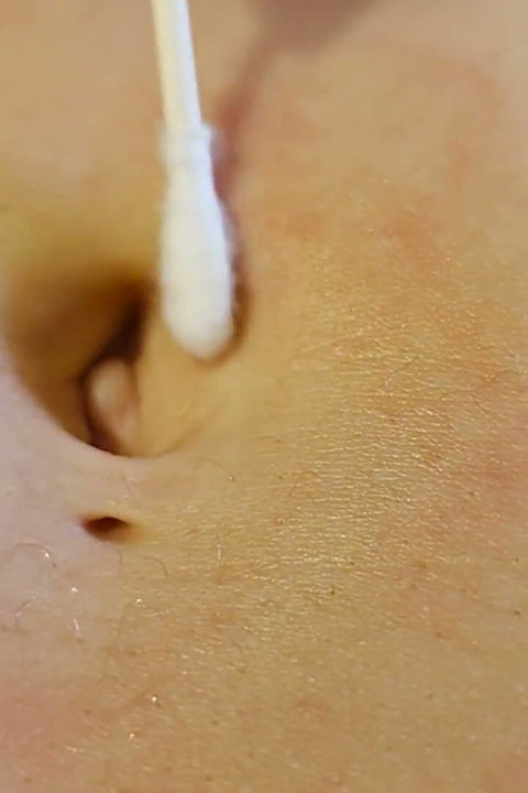 처음으로 배꼽 숭배 POV : 화성 솔로 팔론 제인을 제공합니다