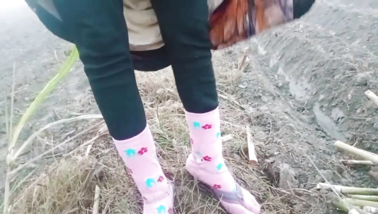 primul videoclip cu urină din satul bhabhi