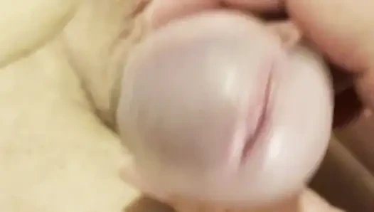 Sadece azgın mastürbasyon yapıyor