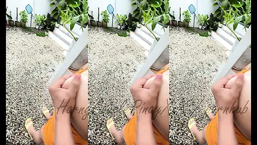 Pinay sexy teen wird im freien gefickt