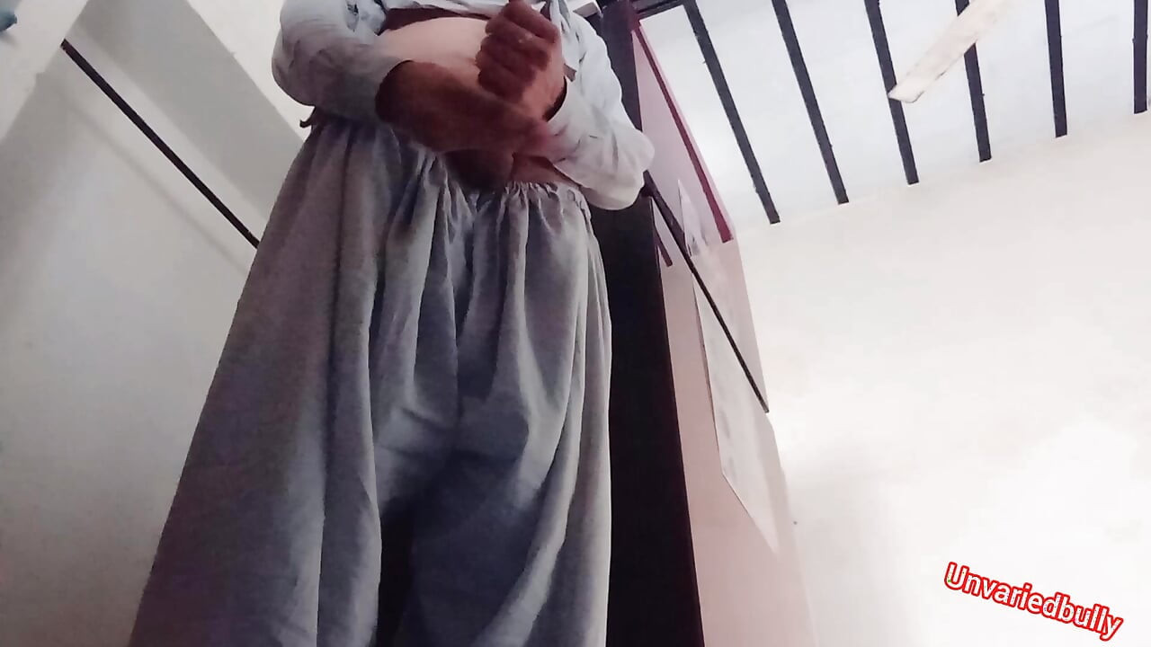 Quick Morning JO Session Before College – Intense Stroking Until Cumshot