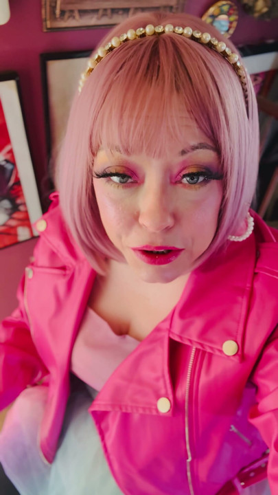 Your Sweetheart, Tina Snua, Looking cute And Smoking A Cigarette For You - OMI OME Snap Inhles Smoke Rings | Clip 1