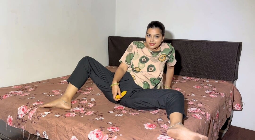 Desi Chachi Anal Fuck The chachi came into the room and undressed herself.She told her stepson to fuck her in the ass.