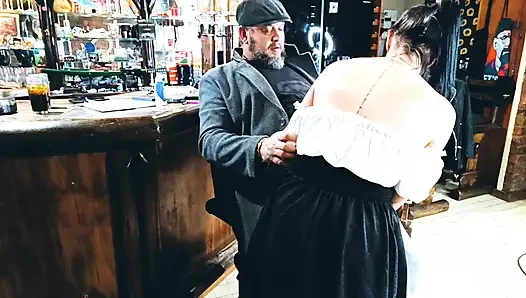 Arkadaşı beni sikerken izlemeyi seviyor