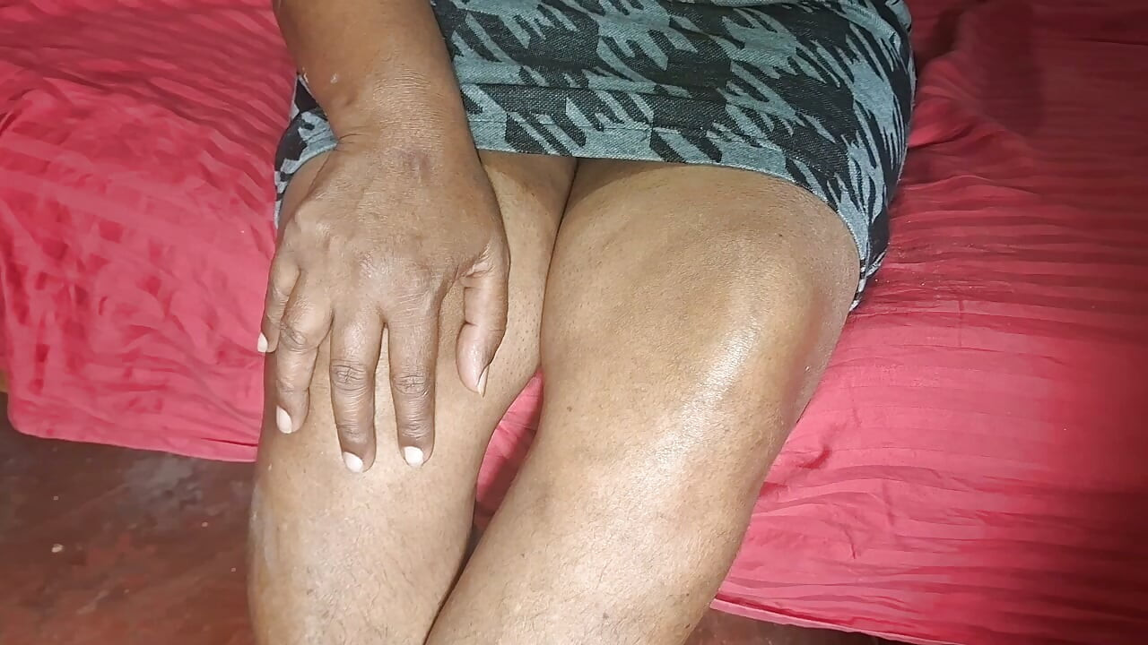 100% Wanita Asli Buatan Rumah
