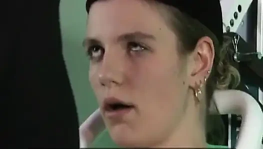 Подборка с немецкой шлюшкой, трахающейся и наслаждающейся этим