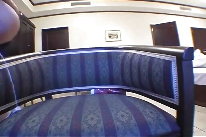 Fată japoneză plăcută stăpânului ei
