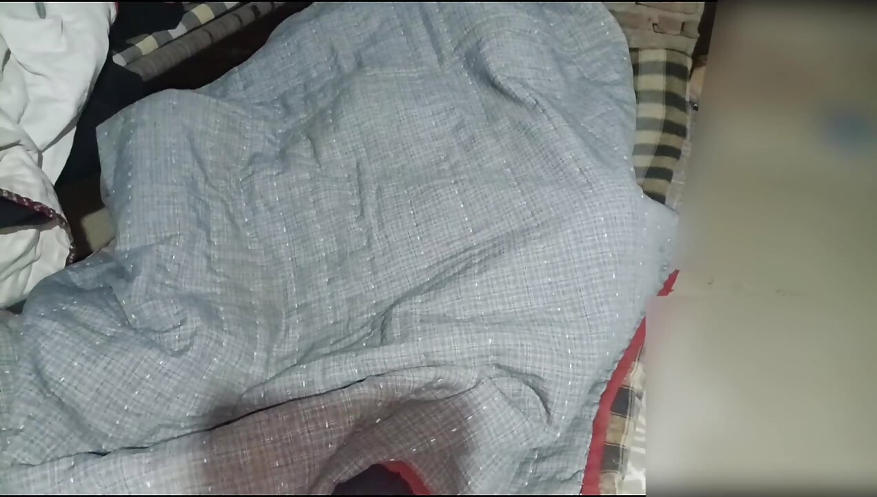 Bhabhi ko devar ne first time raat ko akele me chudai ki full time chudai ki indian desi village desi bhabhi