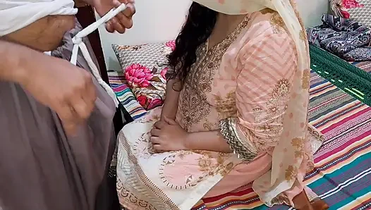 Ayah mertua sengaja pamer kontolnya sama menantunya yang masih muda