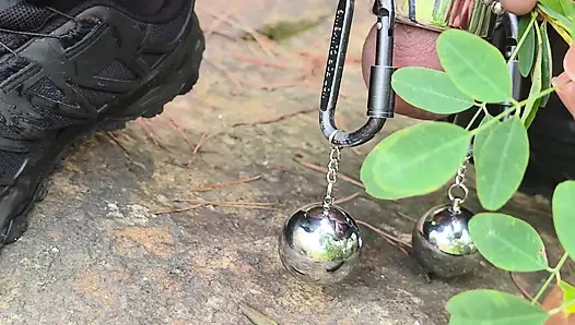 Külotlu çoraplı sidik deliği