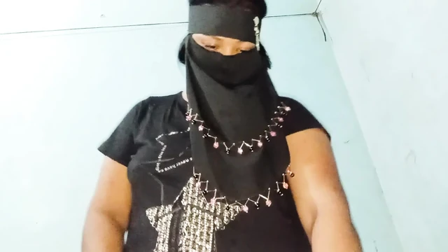 Hot Bengali speaking friend's wife fucked with condom 🫦