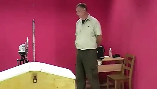 Mia Spanking Machine - Ass Whipping