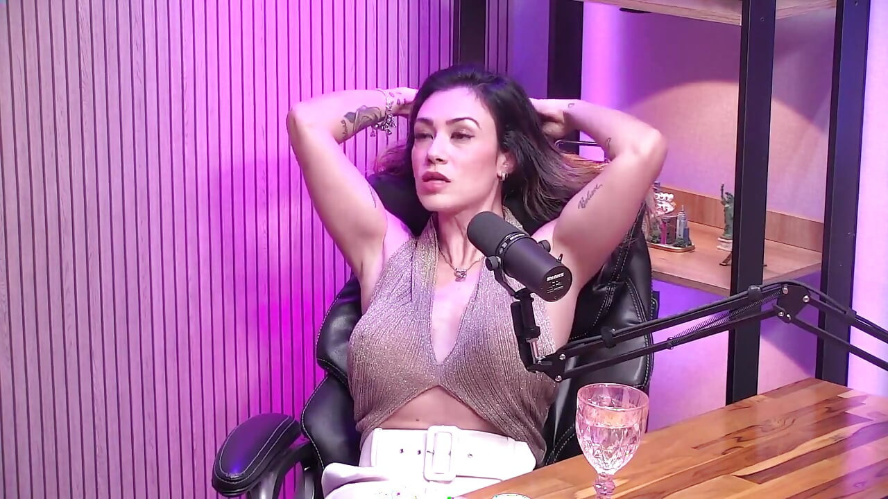 Hot MILF & Her Fantasies