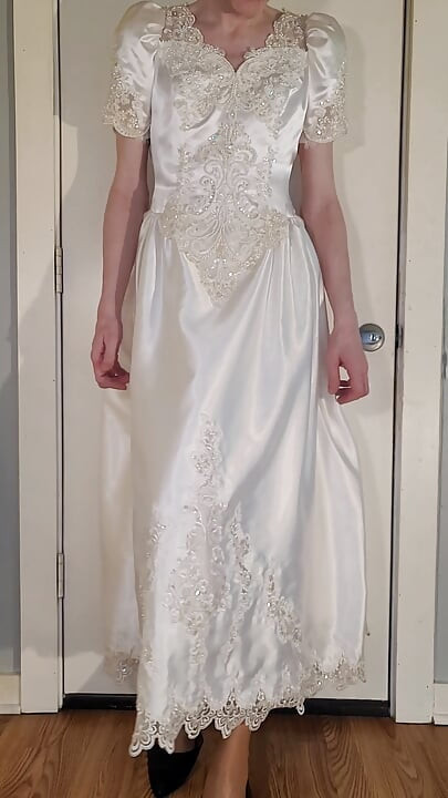 Robe de mariée vintage liquide en satin