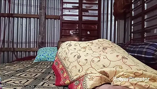 Üvey anne köyde göt sikiyor