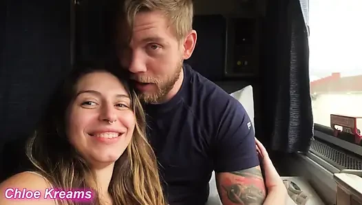 Auf Amtrak Geritten Werden! Riskant, Oral & Ficken Teil 1 - Chloe Kreams, Steve Rickz