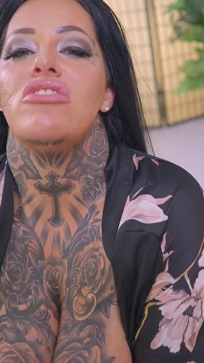 Ashley Cumstar - rodada 2 - I'll Show You Something of Myself!
